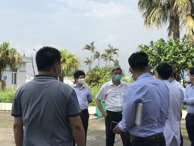 Thứ trưởng Nguyễn Trường Sơn khảo sát 3 Bệnh viện tại Bắc Giang để thiết lập đơn vị hồi sức tích cực - Ảnh 2.