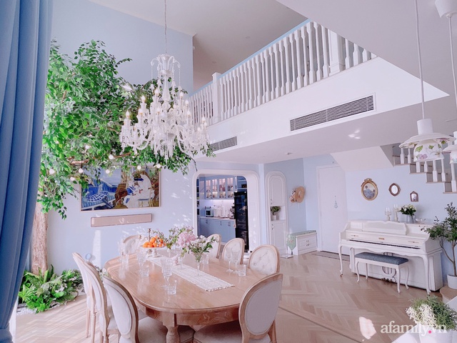 Căn nhà 245m² theo phong cách country house đẹp đến từng góc nhỏ giữa lòng Sài Gòn - Ảnh 1.
