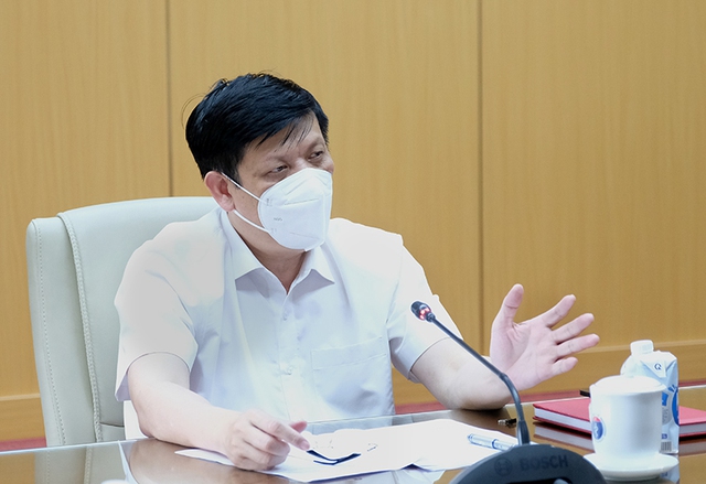 Bộ trưởng Bộ Y tế: Điều chỉnh, thay đổi để phù hợp thực tiễn chống dịch ở Bắc Giang - Ảnh 3.