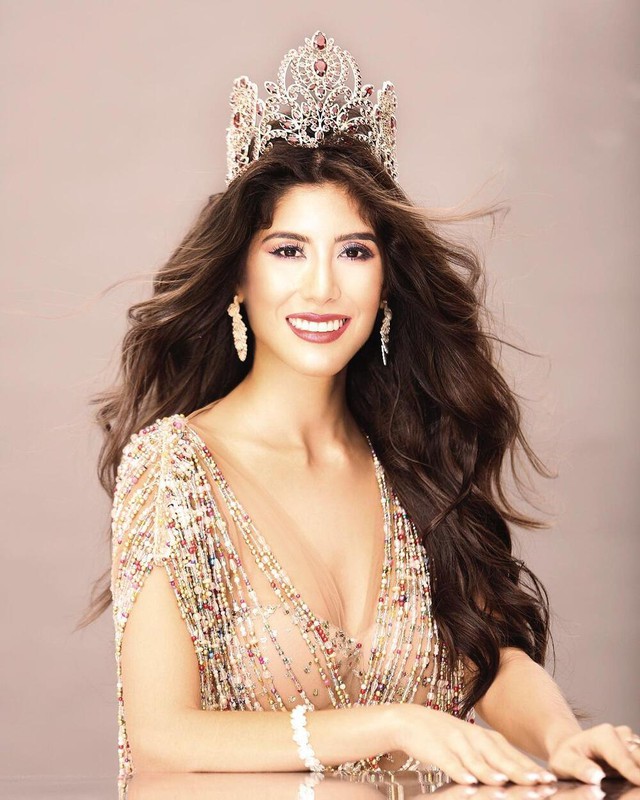 Đối thủ của Khánh Vân tại Miss Universe dương tính COVID-19 - Ảnh 2.