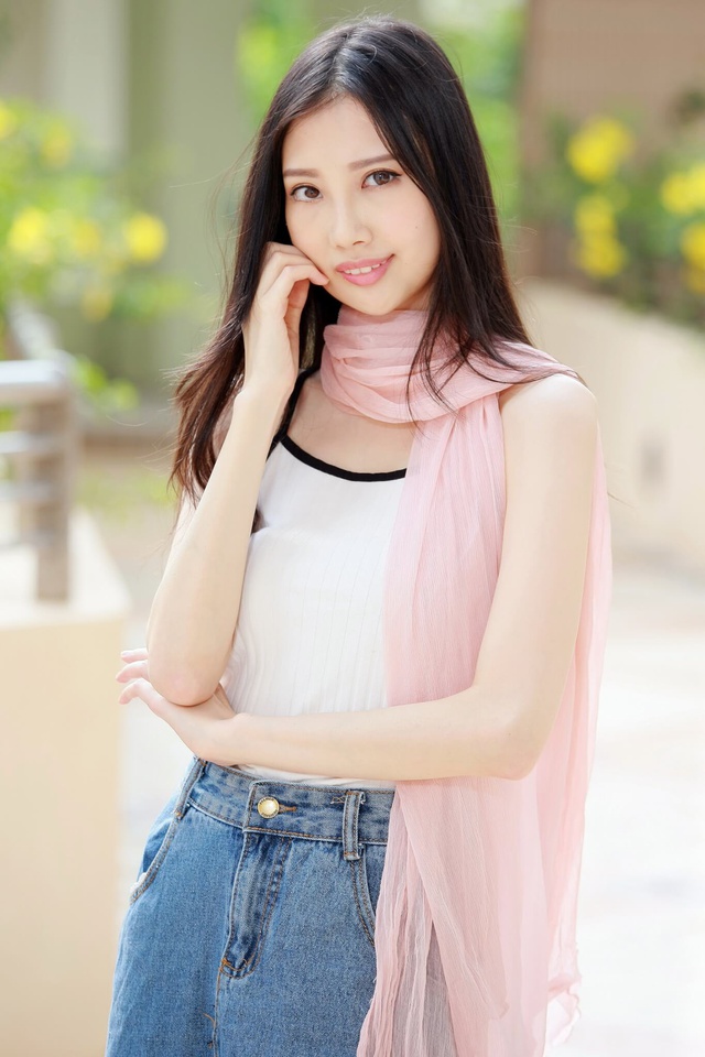 Nữ ca sĩ Hong Kong qua đời ở tuổi 31 - Ảnh 1.