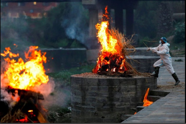 Ca nhiễm Covid-19 ở Nepal tăng vọt, tái lặp thảm cảnh của Ấn Độ - Ảnh 2.