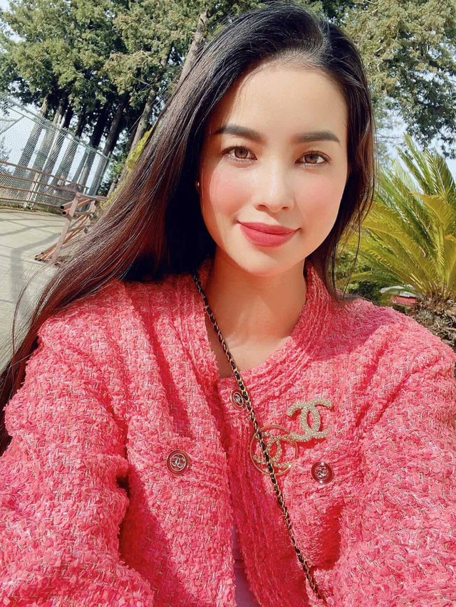 Nhan sắc tuổi 30 của Hoa hậu Phạm Hương - Ảnh 9.