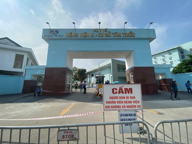 Hơn 5.000 trường hợp liên quan đến ổ dịch ở Bệnh viện K cơ sở Tân Triều, 2.600 trường hợp liên quan ổ dịch BV Bệnh nhiệt đới TW 2 - Ảnh 3.