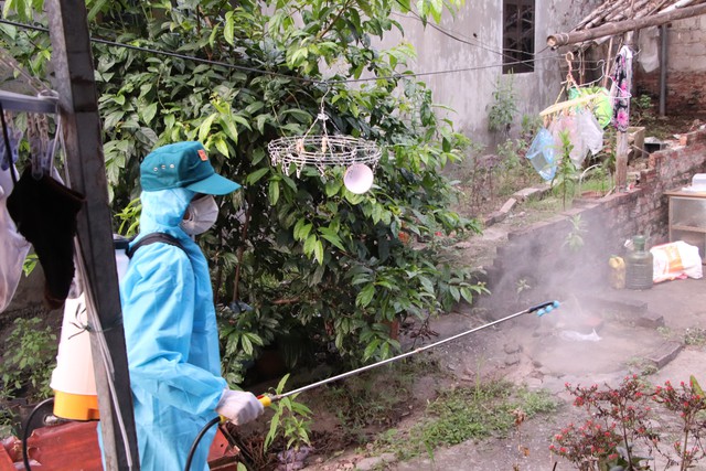 “Nhịp sống mới” của những người dân huyện Thường Tín (Hà Nội) trước diễn biến phức tạp của COVID-19 - Ảnh 2.