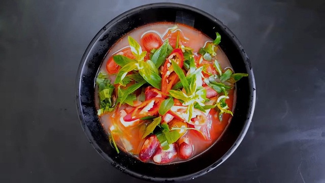 95% chị em chắc chắn chưa biết chúng ta có thể nấu canh chua siêu ngon với một loại nguyên liệu rẻ và phổ biến nhất Việt Nam này! - Ảnh 2.