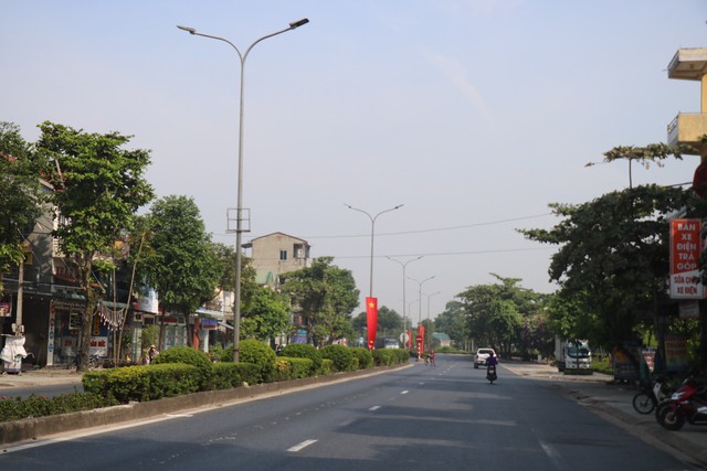 Thị trấn Phong Điền (Thừa Thiên - Huế) ngày đầu thực hiện giãn cách xã hội - Ảnh 17.