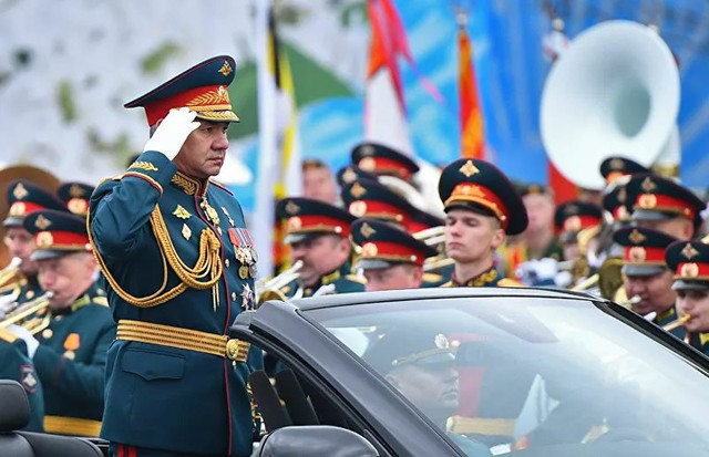Hình ảnh quân đội Nga phô diễn sức mạnh mừng Ngày Chiến thắng - Ảnh 3.