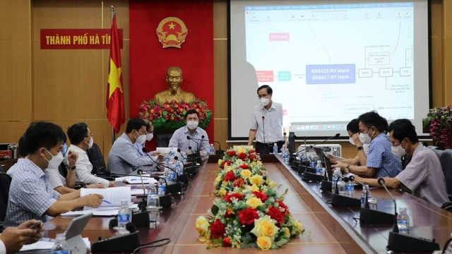 Đoàn công tác của Bộ Y tế làm việc với tỉnh Hà Tĩnh về công tác phòng chống dịch COVID - 19 - Ảnh 2.