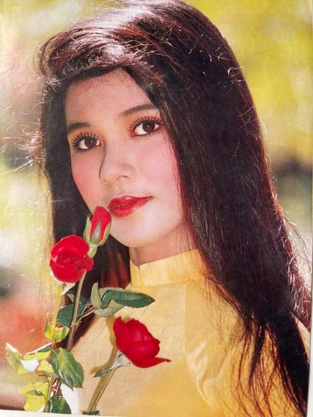 Đời thường trẻ trung tuổi 49 của diễn viên Việt Trinh - Ảnh 1.