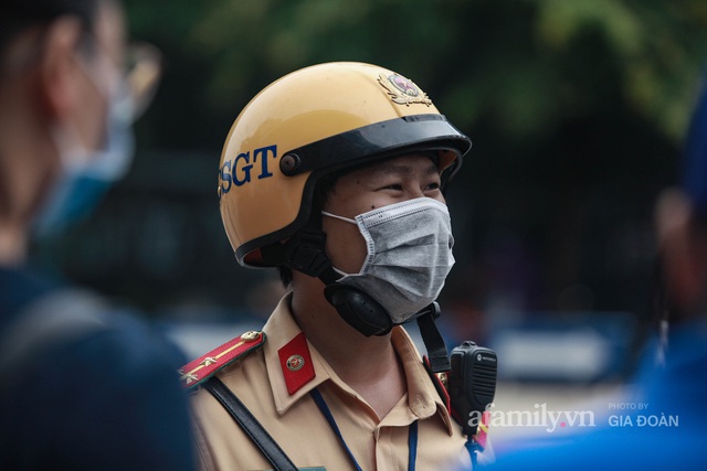 Đại úy CSGT dùng xe chuyên dụng chở thí sinh nhớ nhầm địa chỉ đến điểm thi đúng vào phút 89 - Ảnh 4.