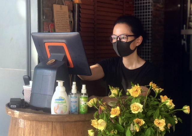 Hà Nội: Quán cà phê, nhà hàng, dịch vụ cắt tóc – gội đầu thấp thỏm chờ ngày mở cửa trở lại - Ảnh 5.