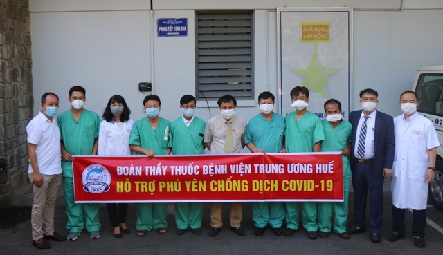 Đoàn y bác sĩ Bệnh viện TW Huế lên đường hỗ trợ Phú Yên chống dịch - Ảnh 5.