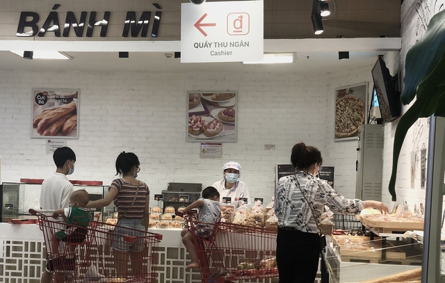 Đột nhập đại siêu thị Lotte Mart Đống Đa - Hà Nội trước giờ đóng cửa sau 7 năm hoạt động - Ảnh 14.