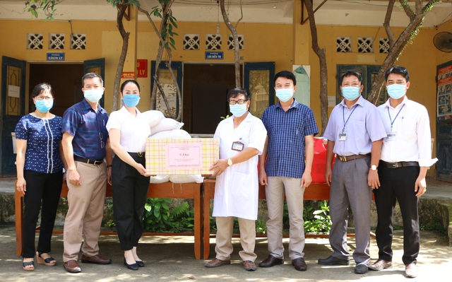 Chi cục Dân số - KHHGĐ tỉnh Hà Nam quyên góp ủng hộ công tác phòng chống dịch COVID - 19 - Ảnh 1.