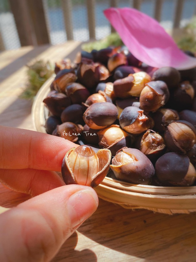 Cách làm hạt sen cười bằng nồi chiên không dầu cực dễ và nhanh, hội chị em có ngay món ăn vặt ngon lành - Ảnh 6.