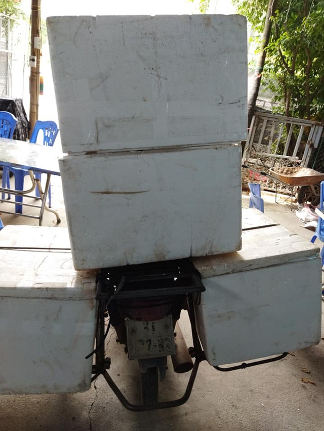 Nước dừa chỉ từ 35.000 đồng/lít bán đầy chợ mạng, nổ đơn ầm ầm mùa nắng nóng - Ảnh 10.