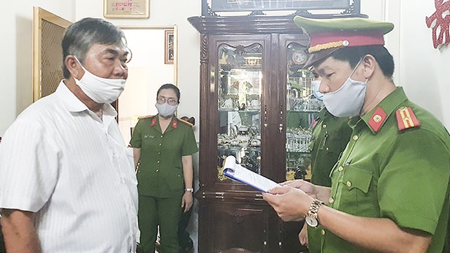Cựu Phó chủ tịch tỉnh Phú Yên Nguyễn Chí Hiến bị bắt - Ảnh 1.