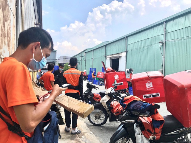  Bán hàng online, shipper nổ đơn liên tục giữa mùa dịch  - Ảnh 2.