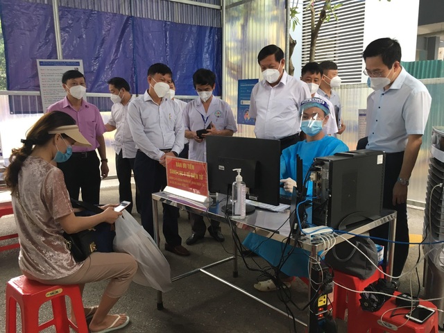 Thứ trưởng Bộ Y tế Đỗ Xuân Tuyên: Chuyên gia của Bộ Y tế sẽ liên tục đào tạo cho thầy thuốc tuyến dưới của Bắc Ninh - Ảnh 3.