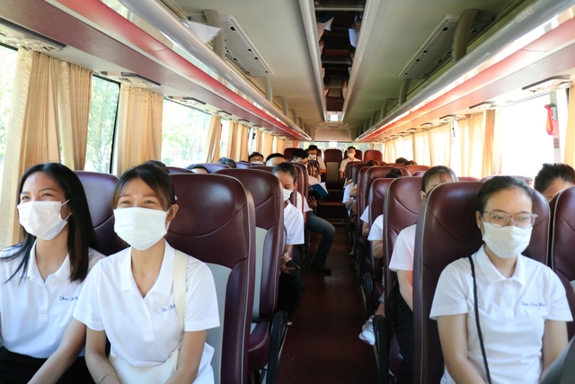 Xúc động hình ảnh y bác sĩ, sinh viên ngành y Thừa Thiên Huế tiến vào Sài Gòn - Ảnh 13.
