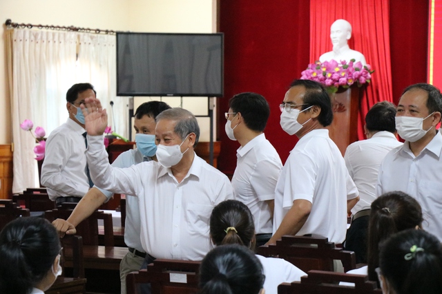 Xúc động hình ảnh y bác sĩ, sinh viên ngành y Thừa Thiên Huế tiến vào Sài Gòn - Ảnh 6.