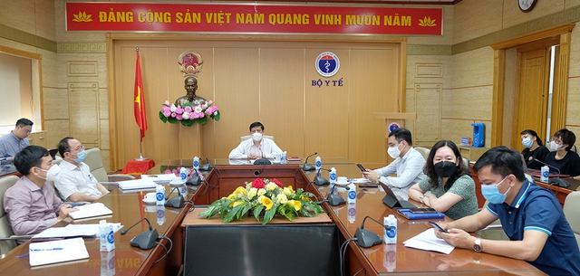 Pfizer cam kết cung ứng bổ sung cho Việt Nam 20 triệu liều vaccine cho trẻ từ 12-18 tuổi - Ảnh 3.