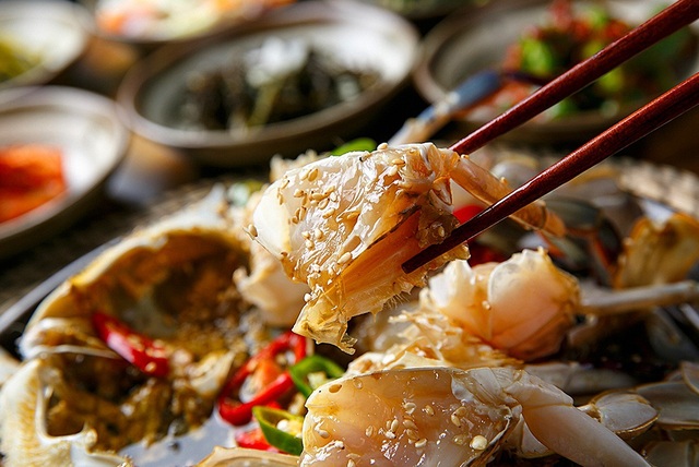 5 đặc sản ăn tươi nuốt sống ở Hàn Quốc khiến thực khách rùng mình - Ảnh 7.
