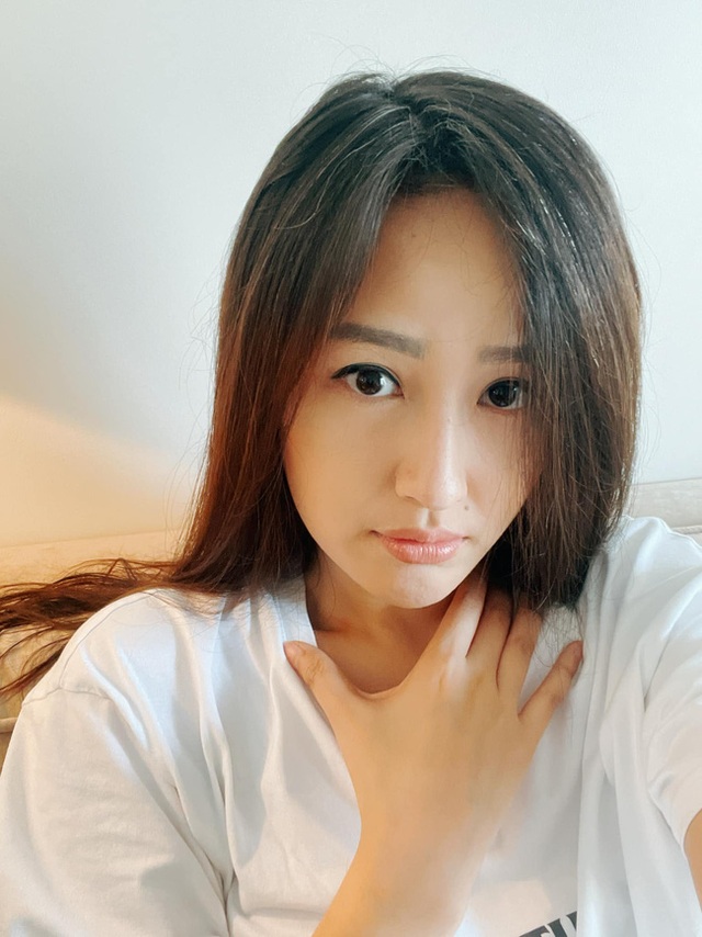 Hoa hậu Mai Phương Thuý lộ mái tóc bạc dù mới ngoài 32, tuổi già không chừa một ai - Ảnh 2.