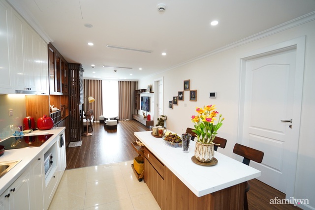 Căn hộ 107m² đẹp sang trọng với nội thất gỗ, chi phí hoàn thiện 150 triệu đồng ở Hà Nội - Ảnh 5.
