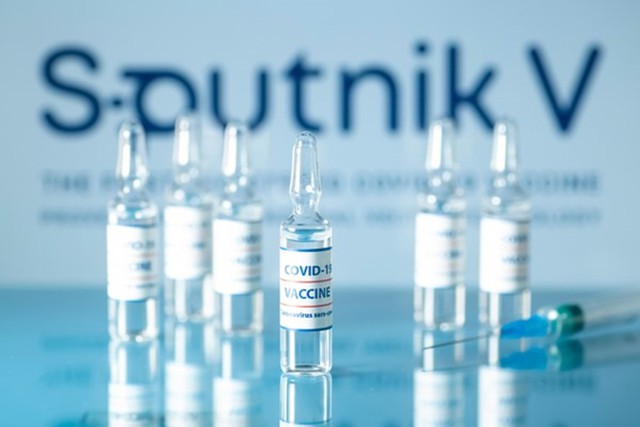 Gửi 10.000 liều vaccine Sputnik V đầu tiên do Việt Nam gia công sang Nga, chờ kiểm nghiệm - Ảnh 2.
