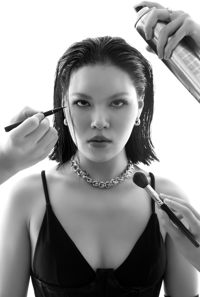 Bị quay clip lén, nữ diễn viên Hương vị tình thân tung luôn bộ ảnh lột xác cực sốc khiến fan rần rần hóng phần 2 - Ảnh 6.