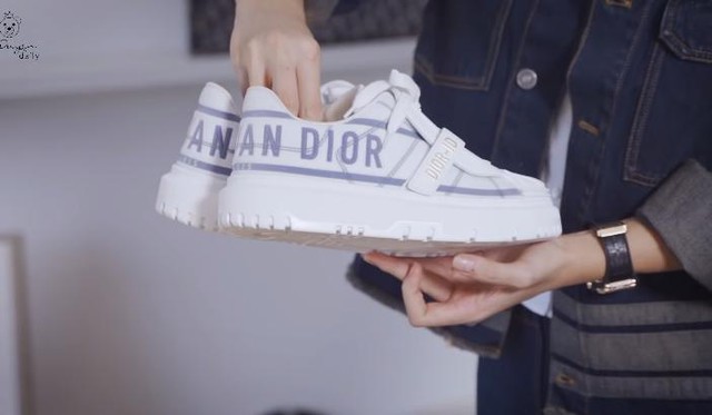 Lóa mắt tủ đồ Dior nửa tỷ của Hoa hậu Kỳ Duyên - Ảnh 20.