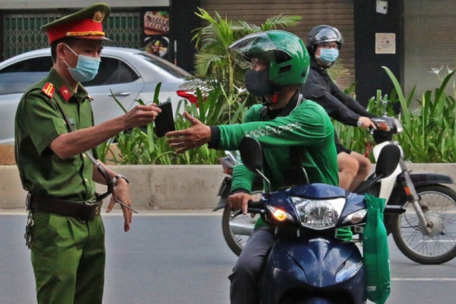 Grab dừng giao hàng ở Hà Nội - Ảnh 2.