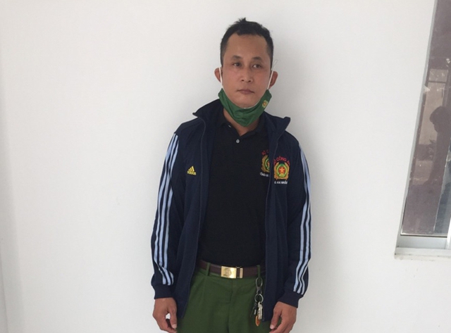  L&ecirc;n mạng mua sắc phục C&ocirc;ng an về sử dụng  - Ảnh 1.