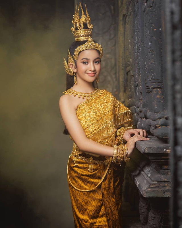  Công chúa cao quý của hoàng gia Campuchia: Gây sốt vì nhan sắc đẹp khuynh thành, lừng danh khắp showbiz - Ảnh 2.