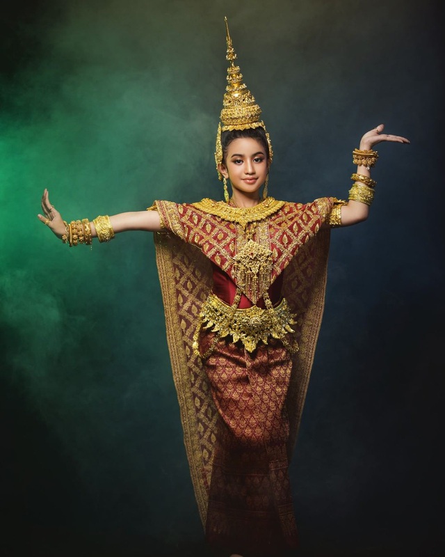  Công chúa cao quý của hoàng gia Campuchia: Gây sốt vì nhan sắc đẹp khuynh thành, lừng danh khắp showbiz - Ảnh 3.