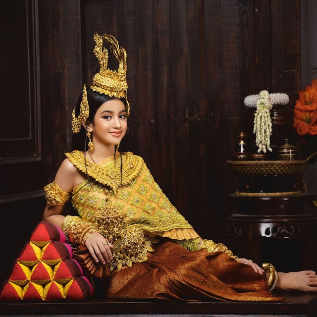  Công chúa cao quý của hoàng gia Campuchia: Gây sốt vì nhan sắc đẹp khuynh thành, lừng danh khắp showbiz - Ảnh 6.