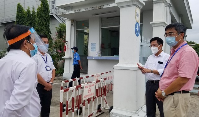 TP.HCM: Chuyên gia Bộ Y tế kiểm tra chống dịch tại Khu chế xuất Tân Thuận - Ảnh 2.