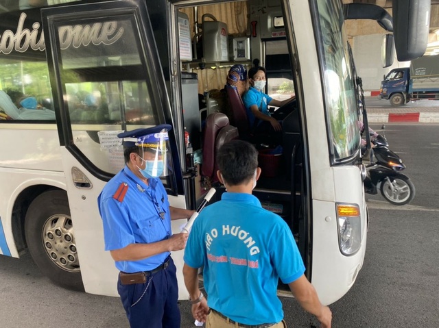 Hà Nội dừng vận tải hành khách công cộng từ Hà Nội đến và đi 14 tỉnh, thành phố - Ảnh 2.