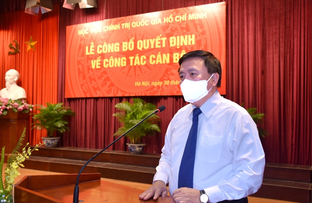 PGS,TS. Phạm Minh Sơn được bổ nhiệm làm Giám đốc Học viện Báo chí và Tuyên truyền - Ảnh 2.