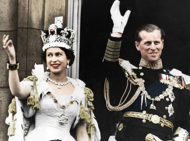 Những điều thú vị về vương miện của Nữ hoàng Anh - Ảnh 2.