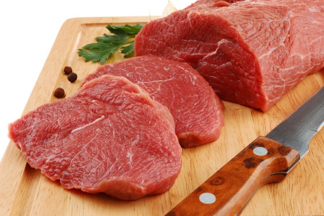 Ăn thịt bò vào thời điểm này chẳng khác nào rước họa vào thân, nhiều người cứ vô tư ăn mà không lường hậu quả - Ảnh 2.