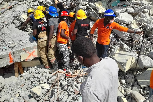 Số nạn nhân tử vong vì động đất Haiti tăng vọt hơn 1.200 người - Ảnh 5.