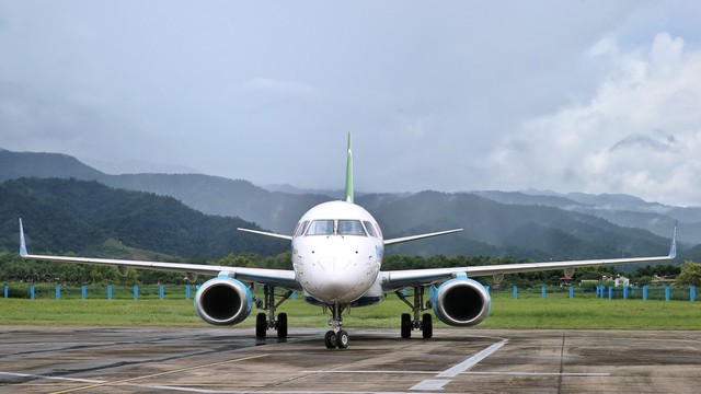 Lãnh đạo Cục Hàng không:Chuyến bay Bamboo Airways khởi đầu trang sử mới của ngành hàng không Điện Biên - Ảnh 2.