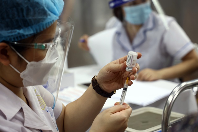 961.000 người được tiêm vaccine trong dịp Quốc khánh 2/9, Hà Nội chuẩn bị kịch bản chống dịch mới sau ngày 6/9 - Ảnh 4.
