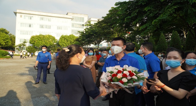 Đoàn thầy thuốc tình nguyện tỉnh Lào Cai tiếp sức cùng Đồng Nai đẩy lùi đại dịch  - Ảnh 8.