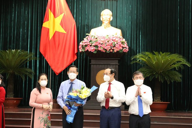 Ông Phan Văn Mãi làm Chủ tịch UBND TP.HCM - Ảnh 2.