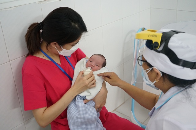Khánh thành Trung tâm H.O.P.E chăm sóc trẻ sơ sinh có mẹ nhiễm COVID-19 - Ảnh 4.