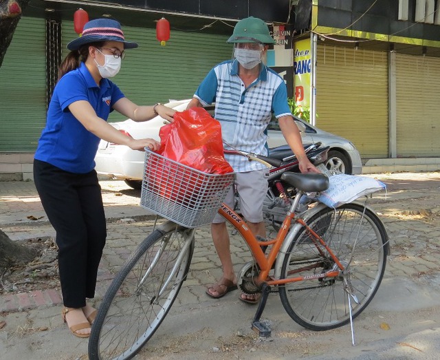 Nghệ An: Gian hàng 0 đồng ấm lòng giữa mùa dịch - Ảnh 6.